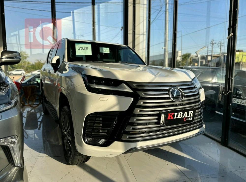 Lexus LX